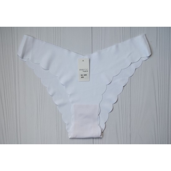 Трусики жіночі Finetoo безшовні білий S 6348