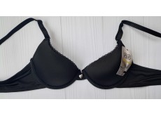 Бюстгальтер yageru базовый гладкий черный 70А А11 Бюстгальтер yageru базовый гладкий черный 70А А11